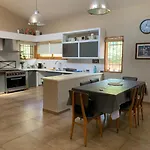 Hermosa Casa De Veraneo Con Pileta