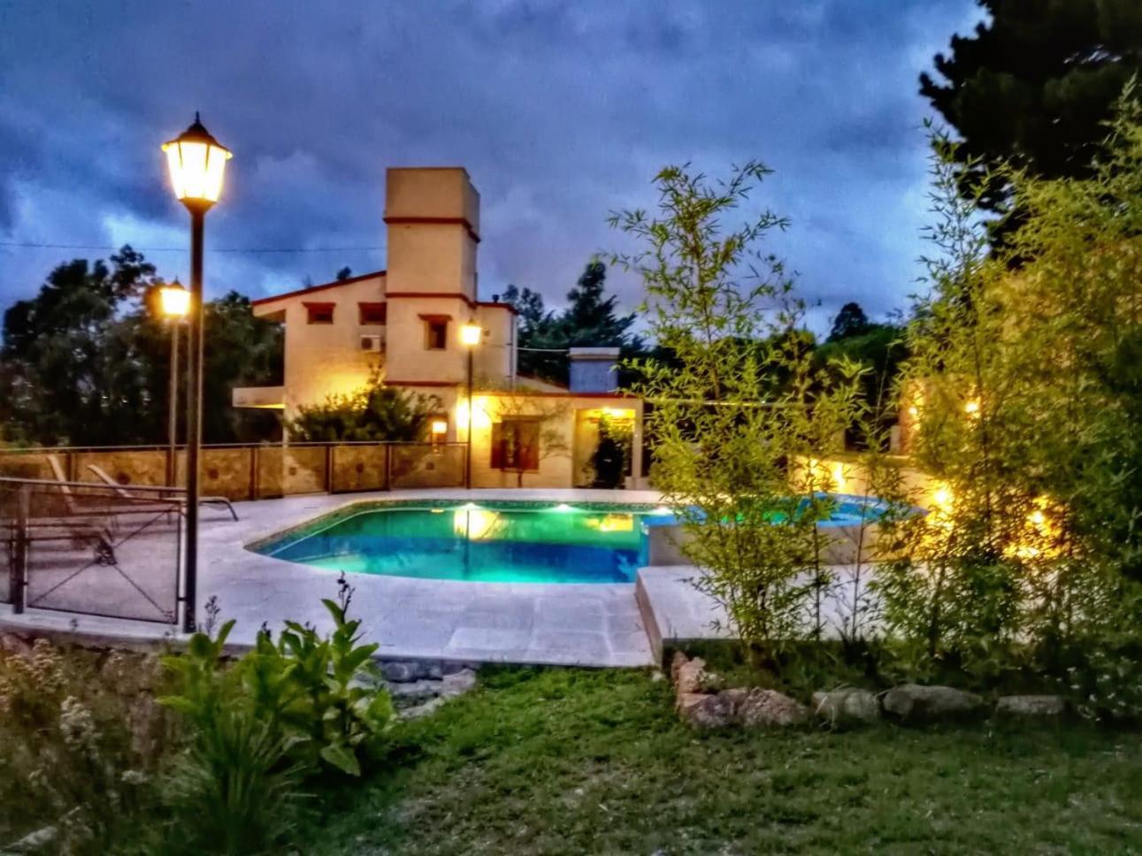 Сasa de vacaciones Hermosa Casa De Veraneo Con Pileta