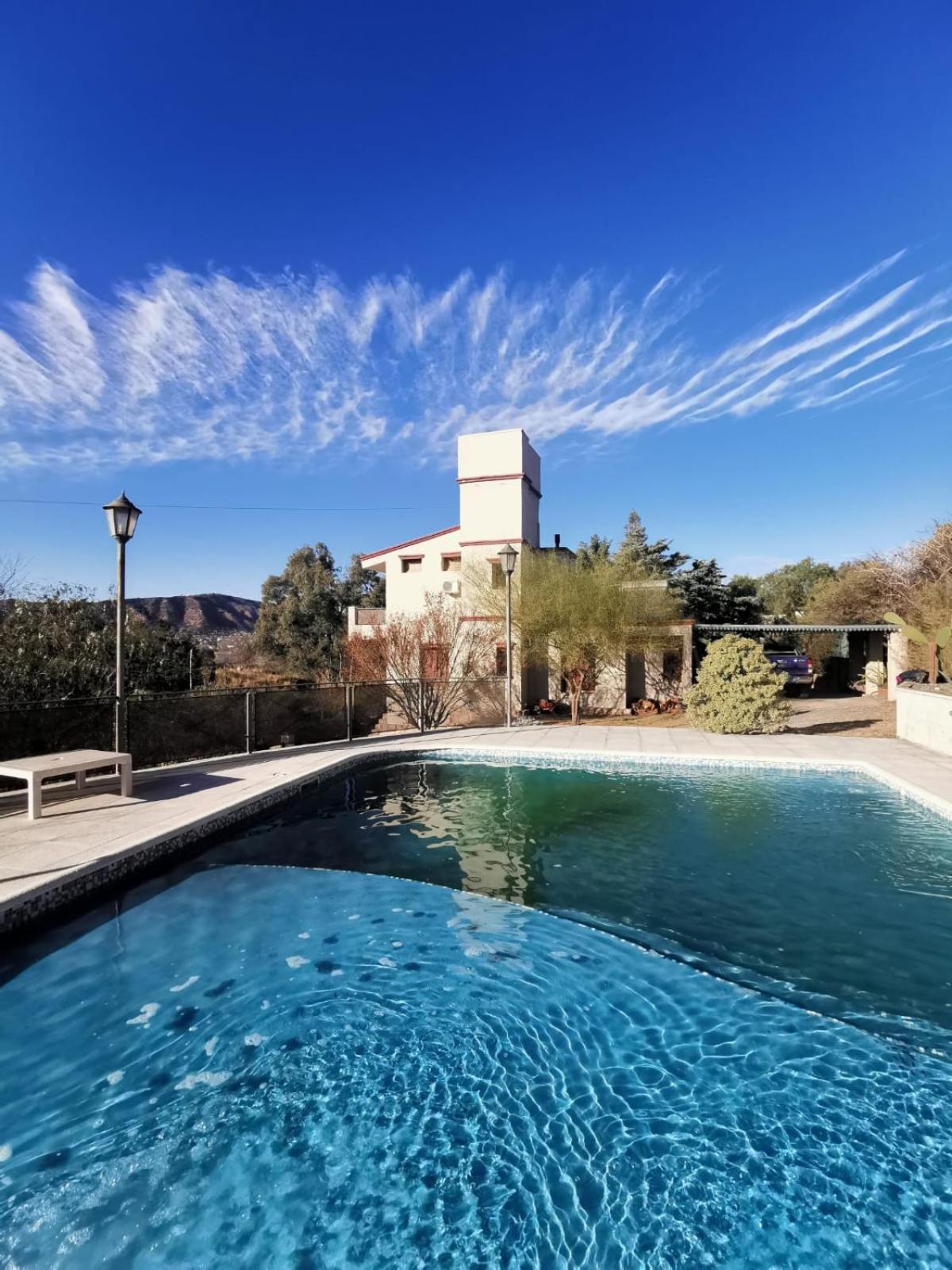 Hermosa Casa De Veraneo Con Pileta Сasa de vacaciones